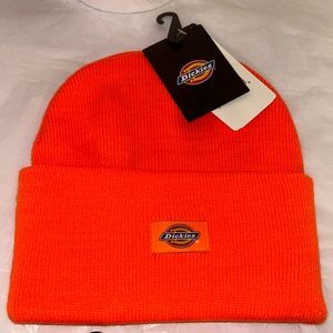 Dickies NWT BRIGHT ORANGE logo one size very warm 100% acrylic